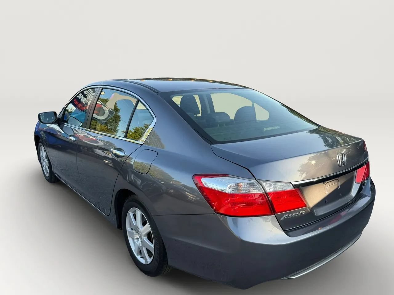 Used 2015 Honda Accord LX image 5
