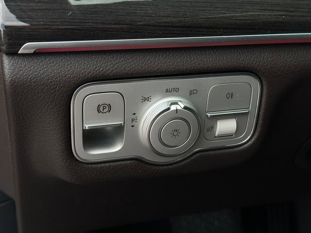 Used 2020 Mercedes-Benz GLE 350 4MATIC image 25