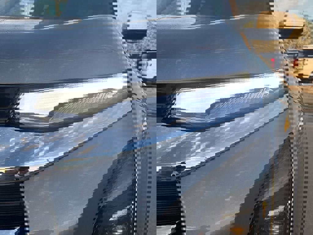 New 2026 Chevrolet Equinox LT w/ Convenience Package II image 11