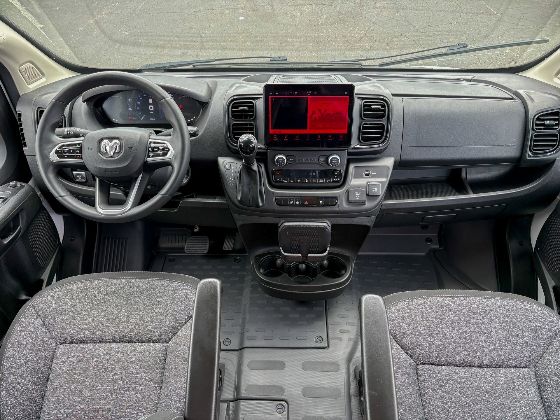 Used 2024 RAM ProMaster 2500 w/ Premium Convenience Group image 2