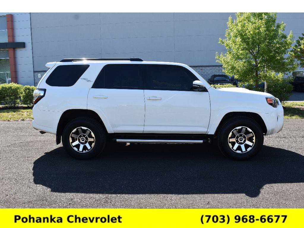 Used 2023 Toyota 4Runner TRD Off-Road Premium w/ Off Road Premium Plus Package AWD/4WD image 11