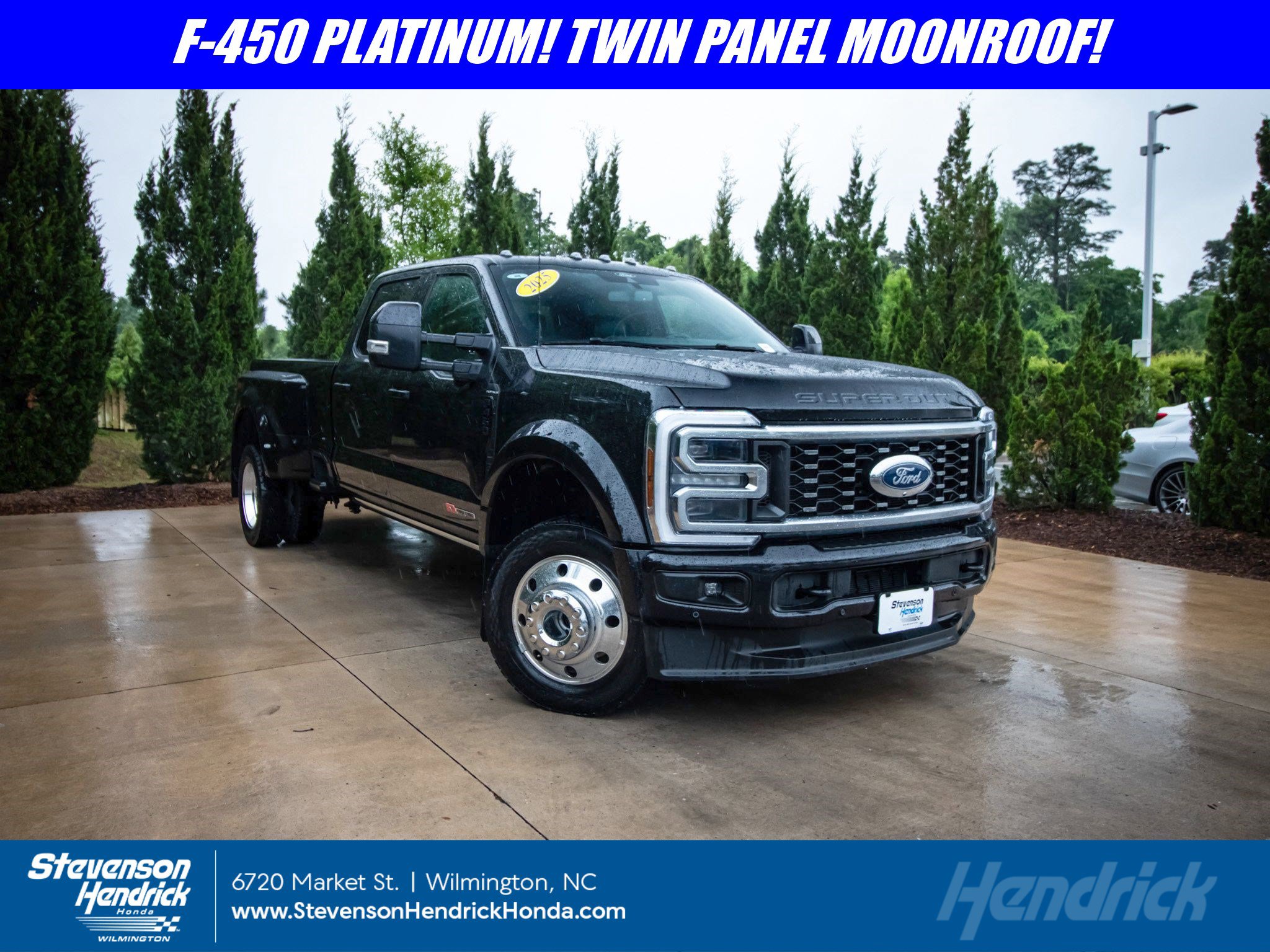 Used 2025 Ford F450 Platinum w/ FX4 Off-Road Package AWD/4WD image 1