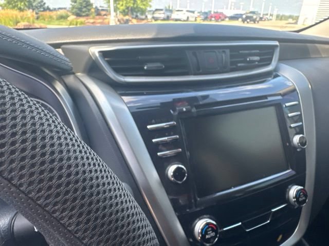 Used 2020 Nissan Murano SV FWD image 13
