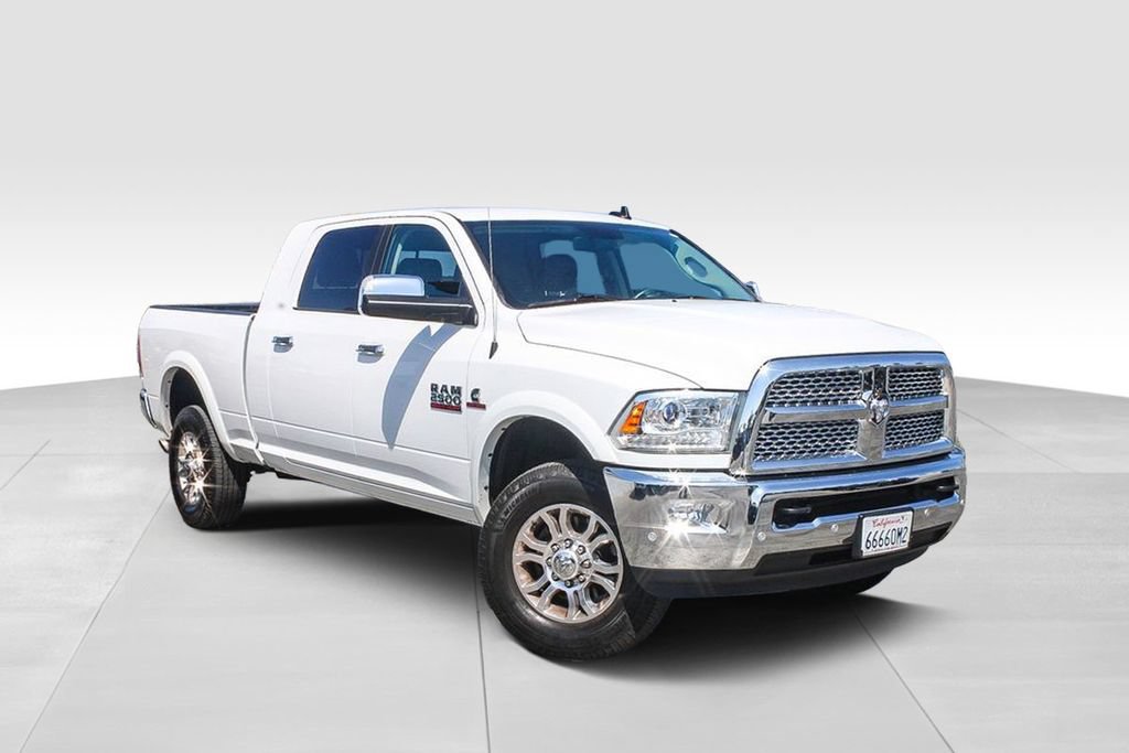 Used 2018 RAM 2500 Laramie AWD/4WD image 2
