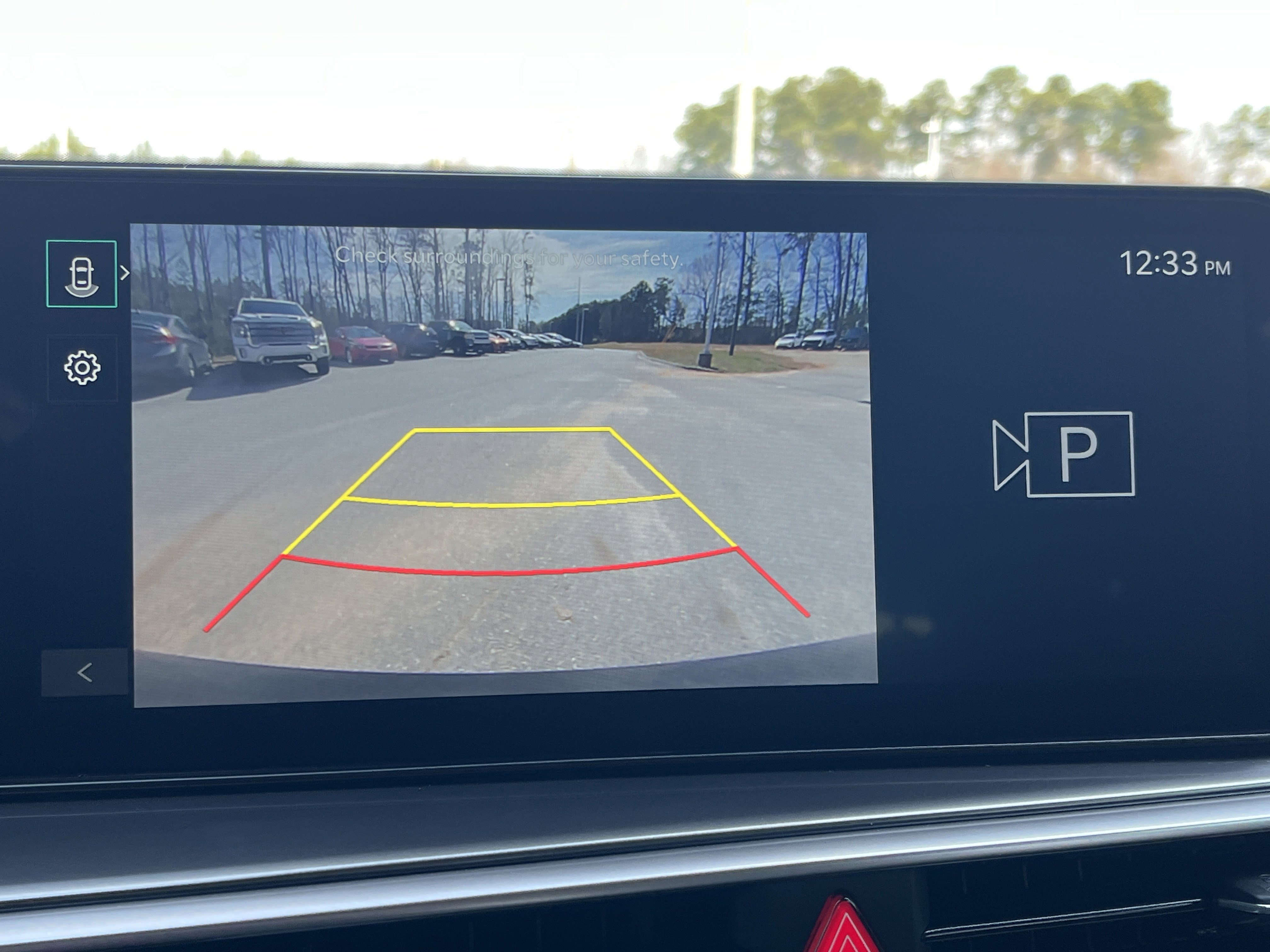 Certified 2025 Kia Sorento LX image 5