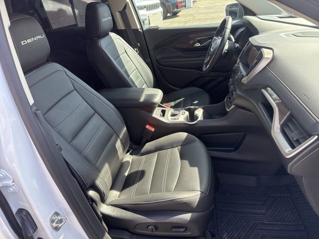 Used 2023 GMC Terrain Denali w/ LPO, Cargo Package image 31