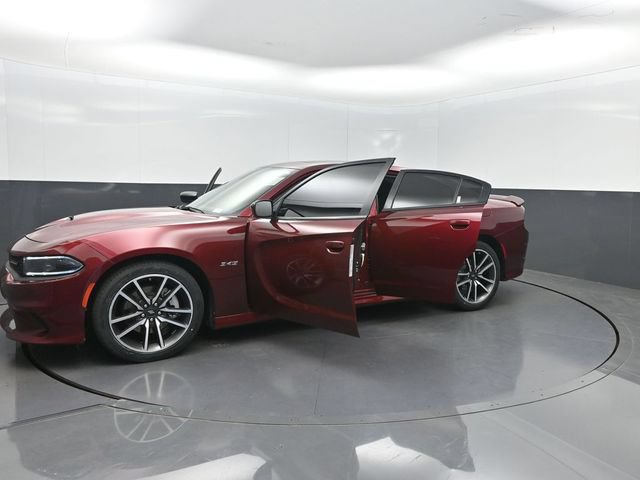 Used 2023 Dodge Charger R/T w/ Cold Weather Package RWD image 32