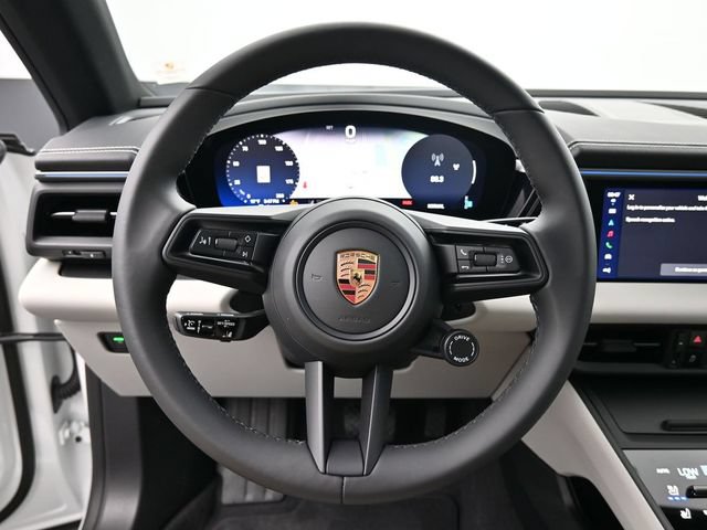 Certified 2025 Porsche Macan Electric RWD image 7