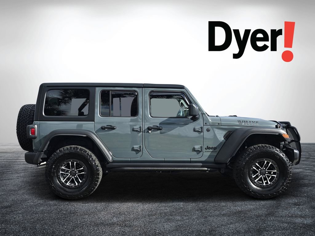 Used 2024 Jeep Wrangler Willys AWD/4WD image 2