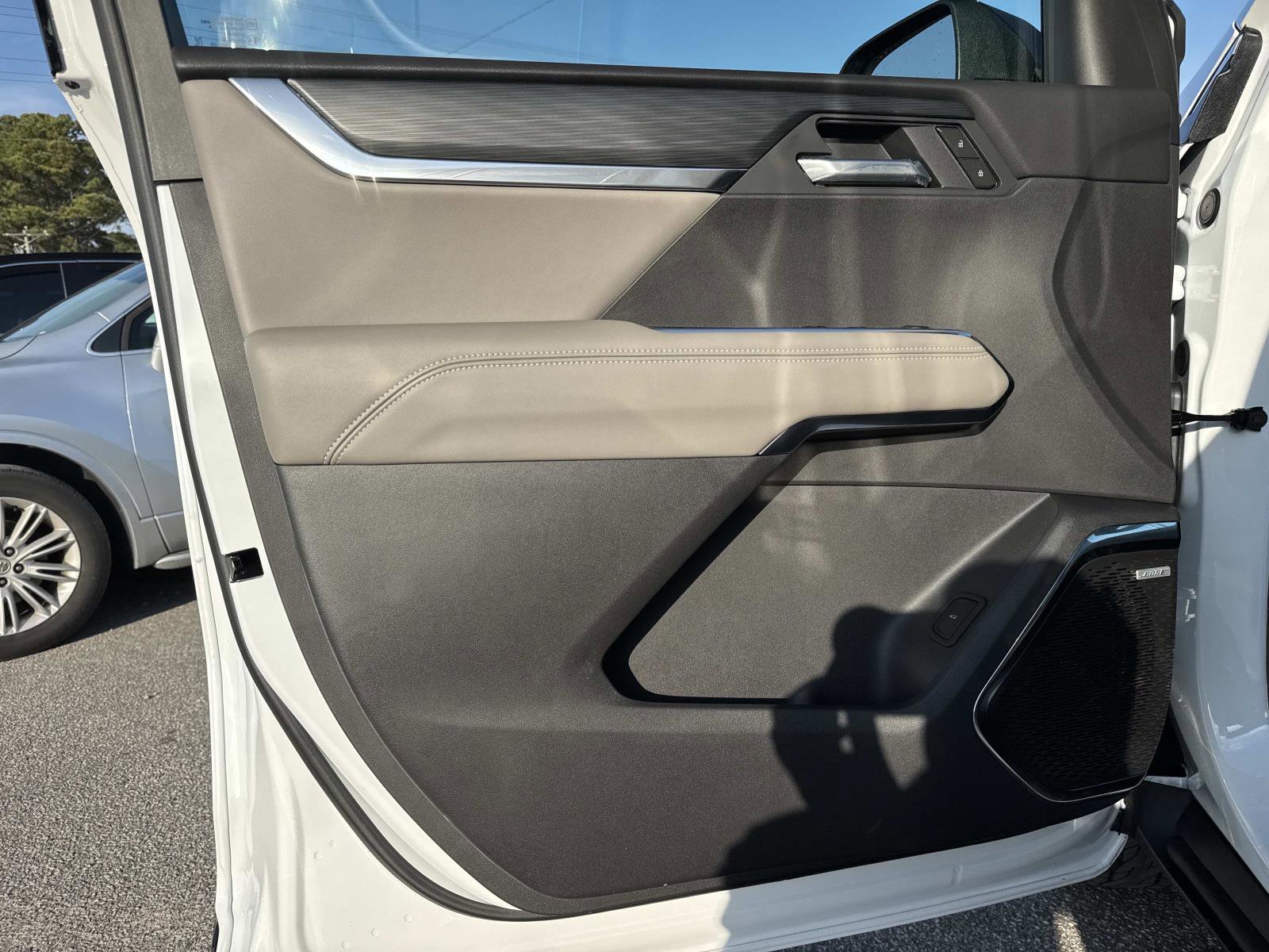 New 2026 GMC Acadia Elevation image 19