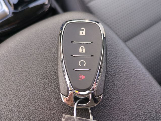 Used 2025 Chevrolet Trax LT w/ LT Convenience Package FWD image 34