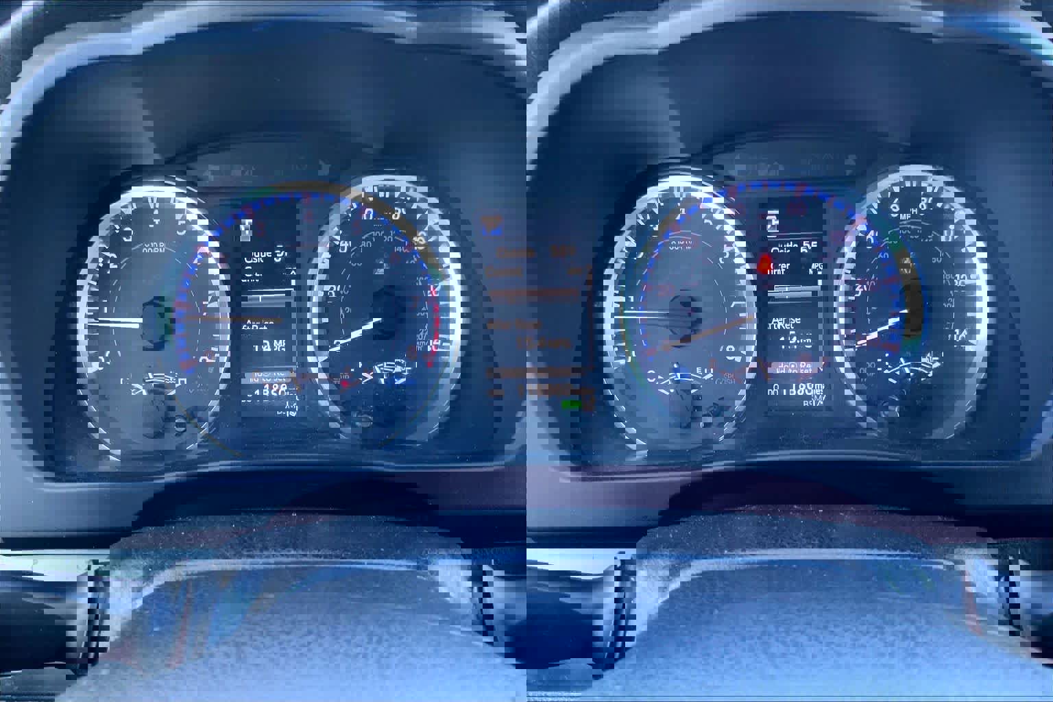 Certified 2019 Toyota Highlander LE image 24