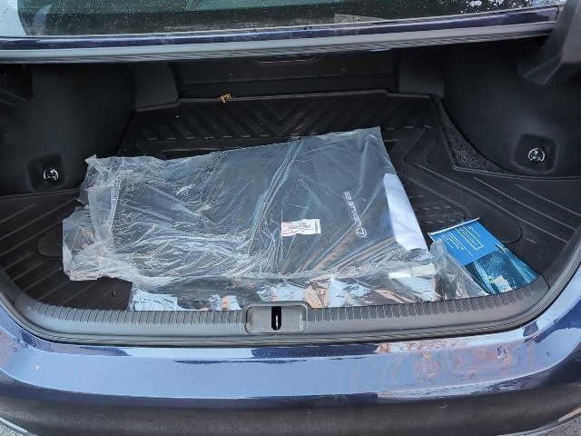 Used 2021 Lexus ES 300h w/ Luxury Package image 27