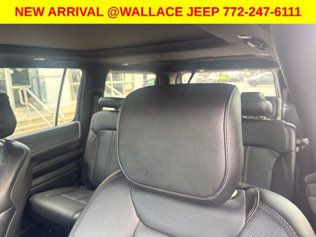 Used 2023 Jeep Wagoneer Series III w/ Premium Group I RWD image 6