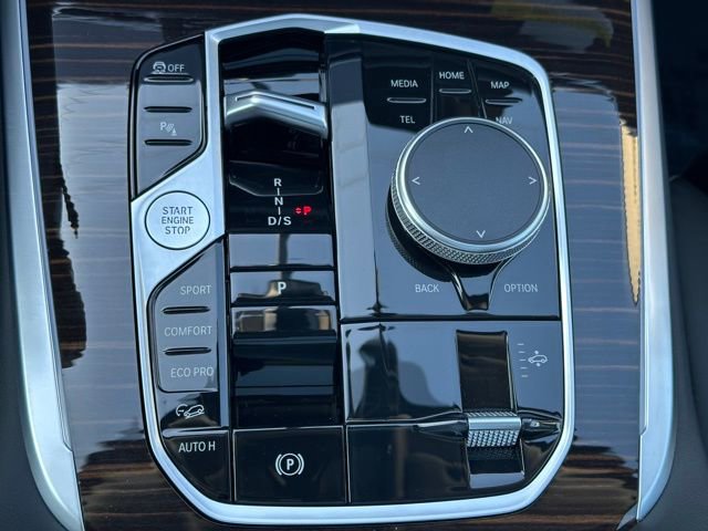 New 2026 BMW X7 xDrive40i w/ Premium Package image 21