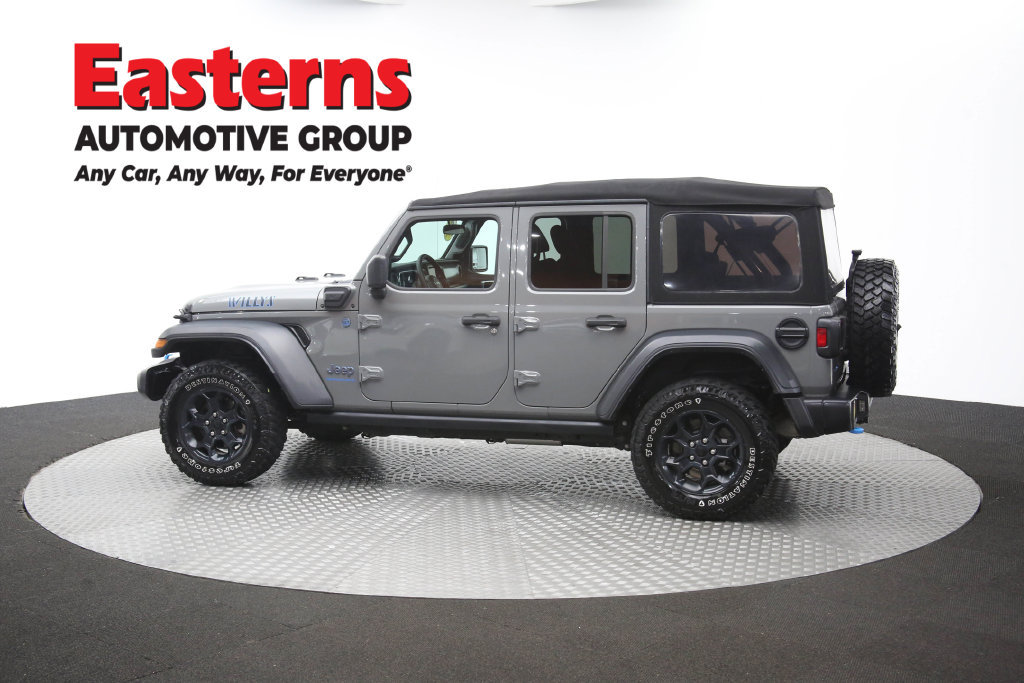 Used 2023 Jeep Wrangler Unlimited w/ Cold Weather Group AWD/4WD image 65