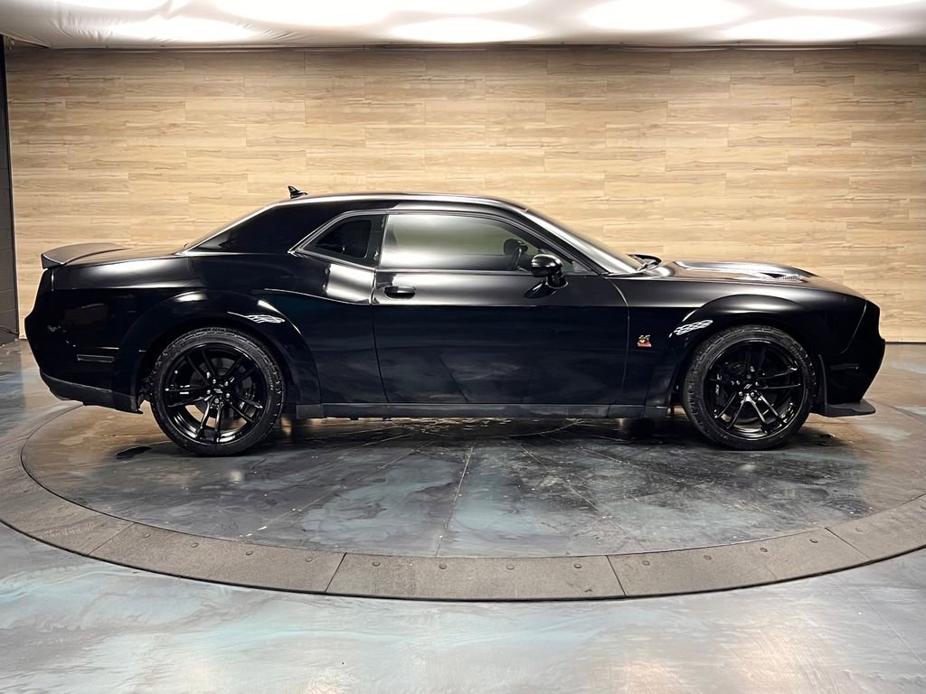 Used 2022 Dodge Challenger R/T Scat Pack RWD image 28