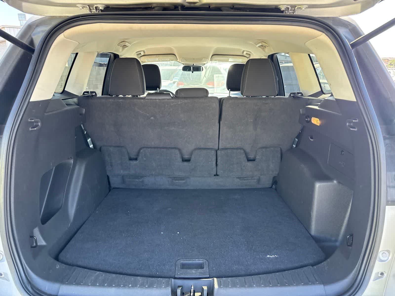 Used 2018 Ford Escape SE FWD image 14