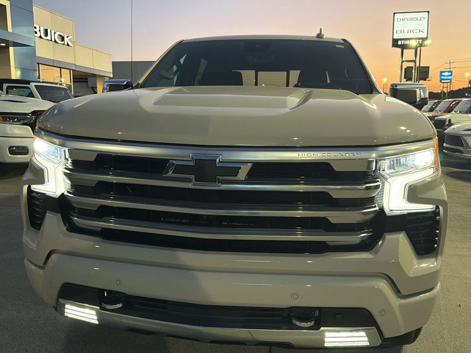 New 2026 Chevrolet Silverado 1500 High Country AWD/4WD image 3