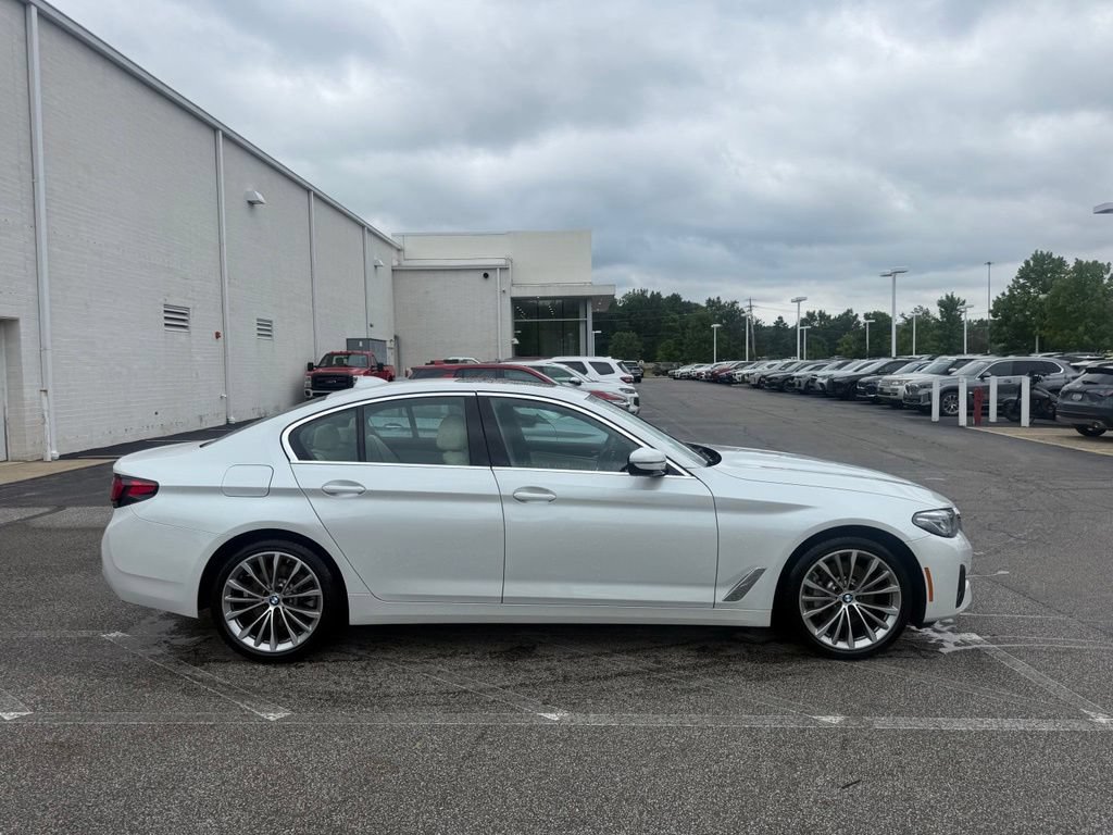 Used 2023 BMW 530i xDrive w/ Premium Package AWD/4WD image 6