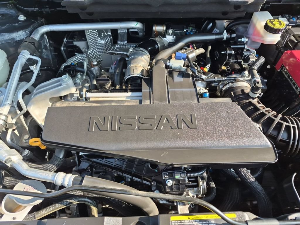 Used 2024 Nissan Rogue S AWD/4WD image 33