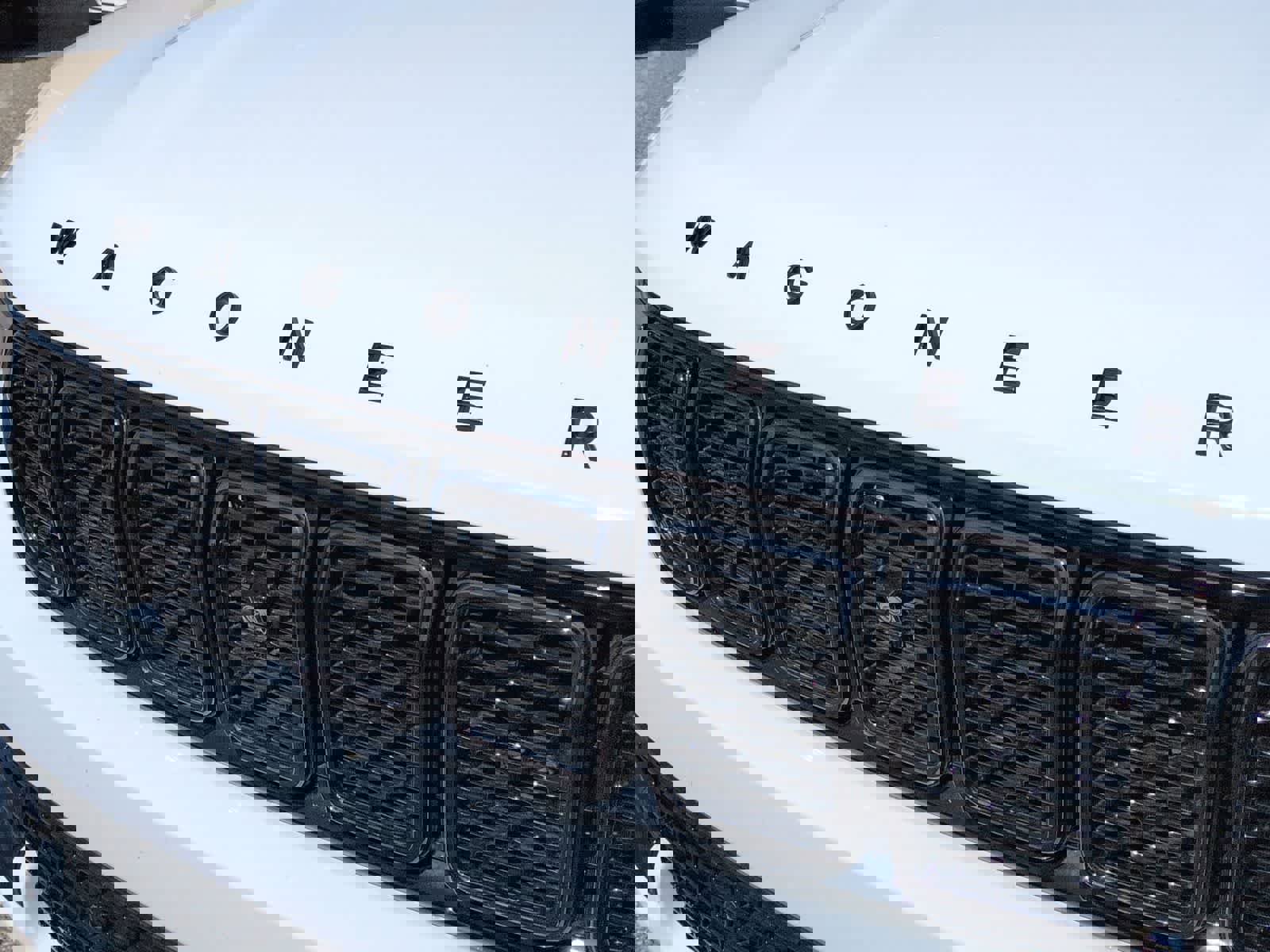 Certified 2024 Jeep Wagoneer L Series II w/ Convenience Group I image 12