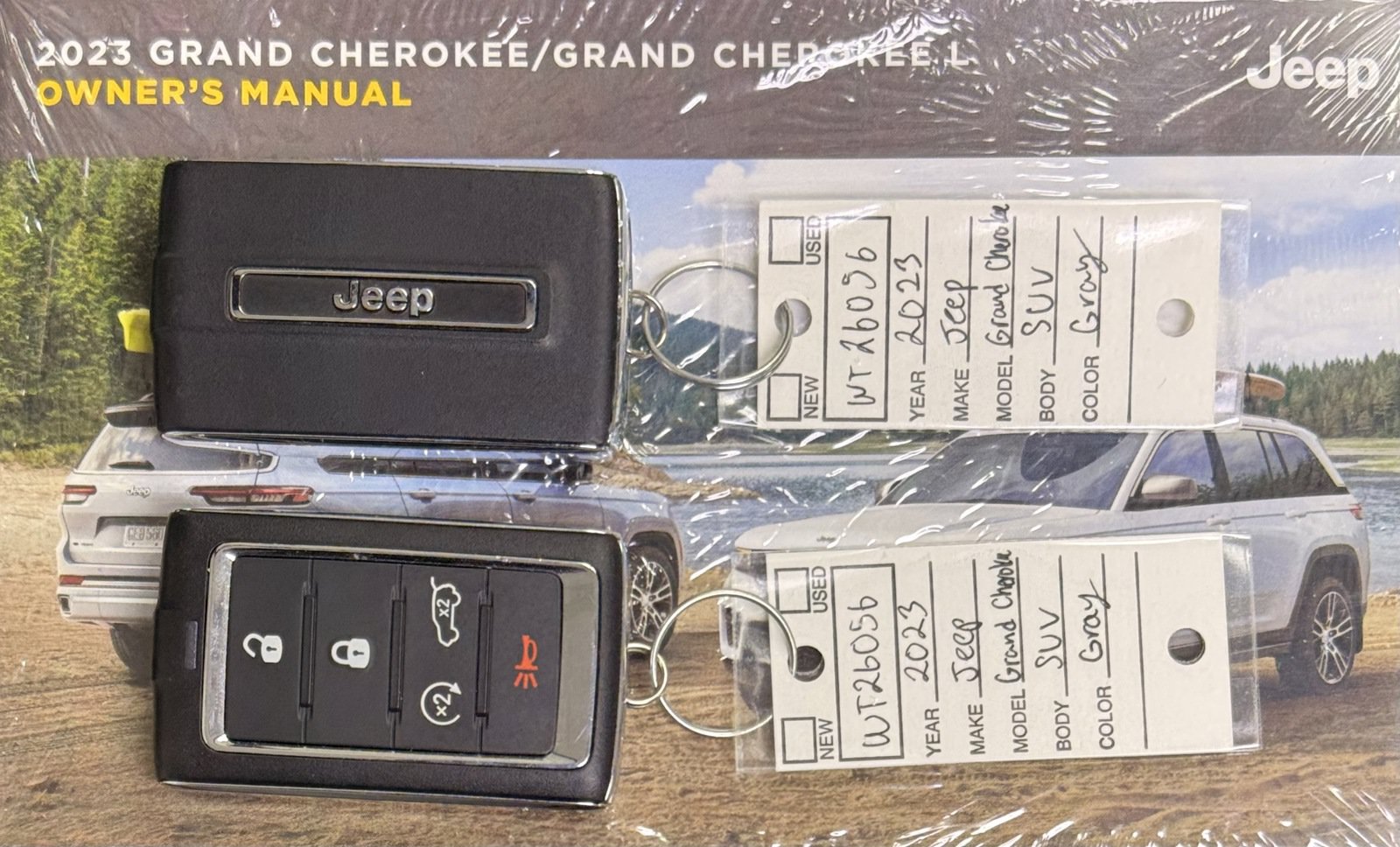 Used 2023 Jeep Grand Cherokee Limited w/ MOPAR Finishing Package AWD/4WD image 51