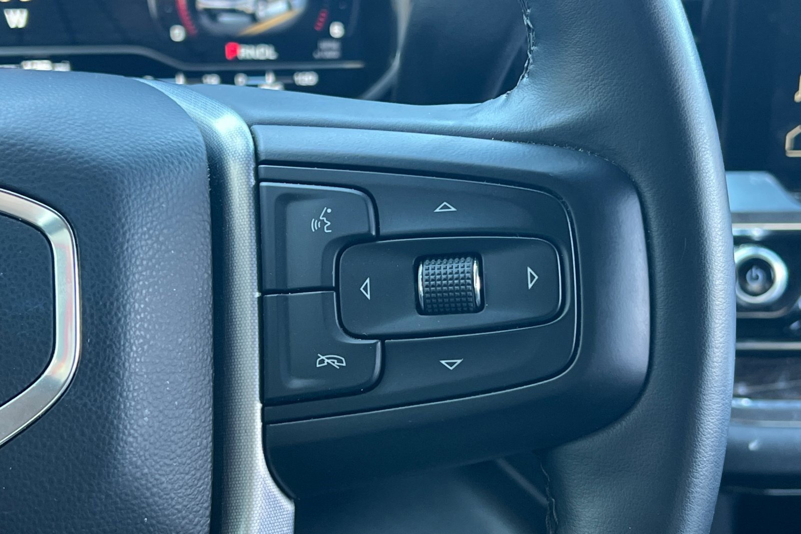 Used 2023 GMC Sierra 1500 Elevation image 37