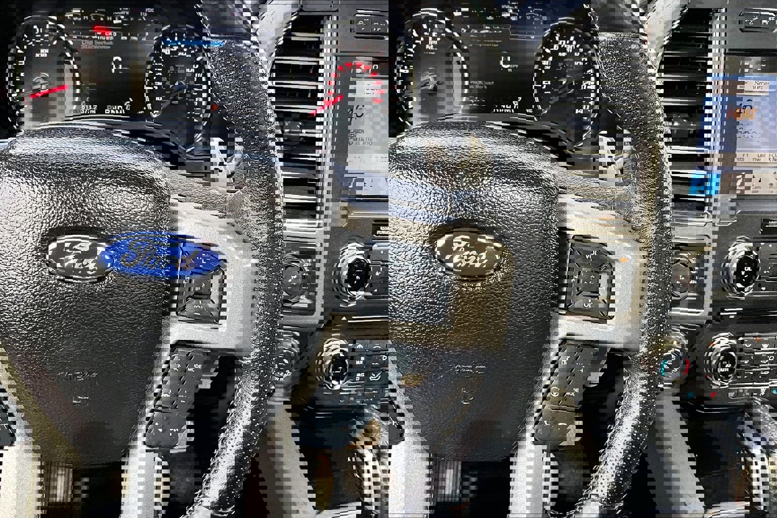 Used 2017 Ford F150 Raptor w/ Equipment Group 802A Luxury image 23