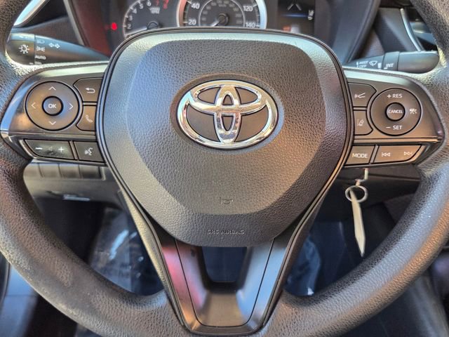 Used 2020 Toyota Corolla LE image 11