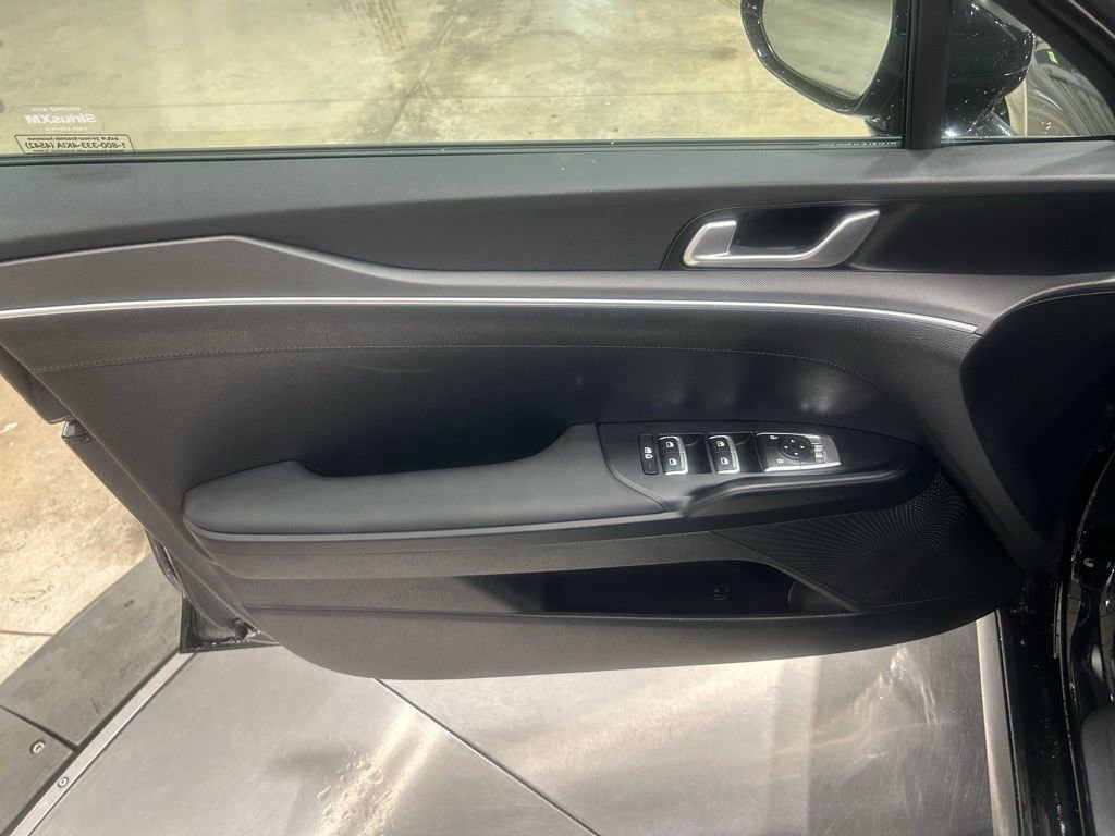 New 2026 Kia K5 LXS image 12