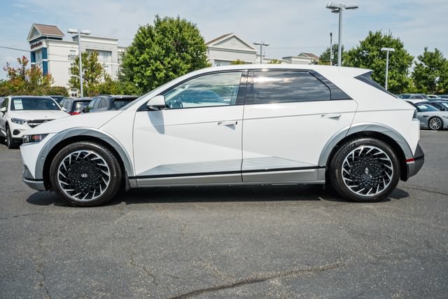 Used 2023 Hyundai Ioniq 5 Limited AWD/4WD image 4