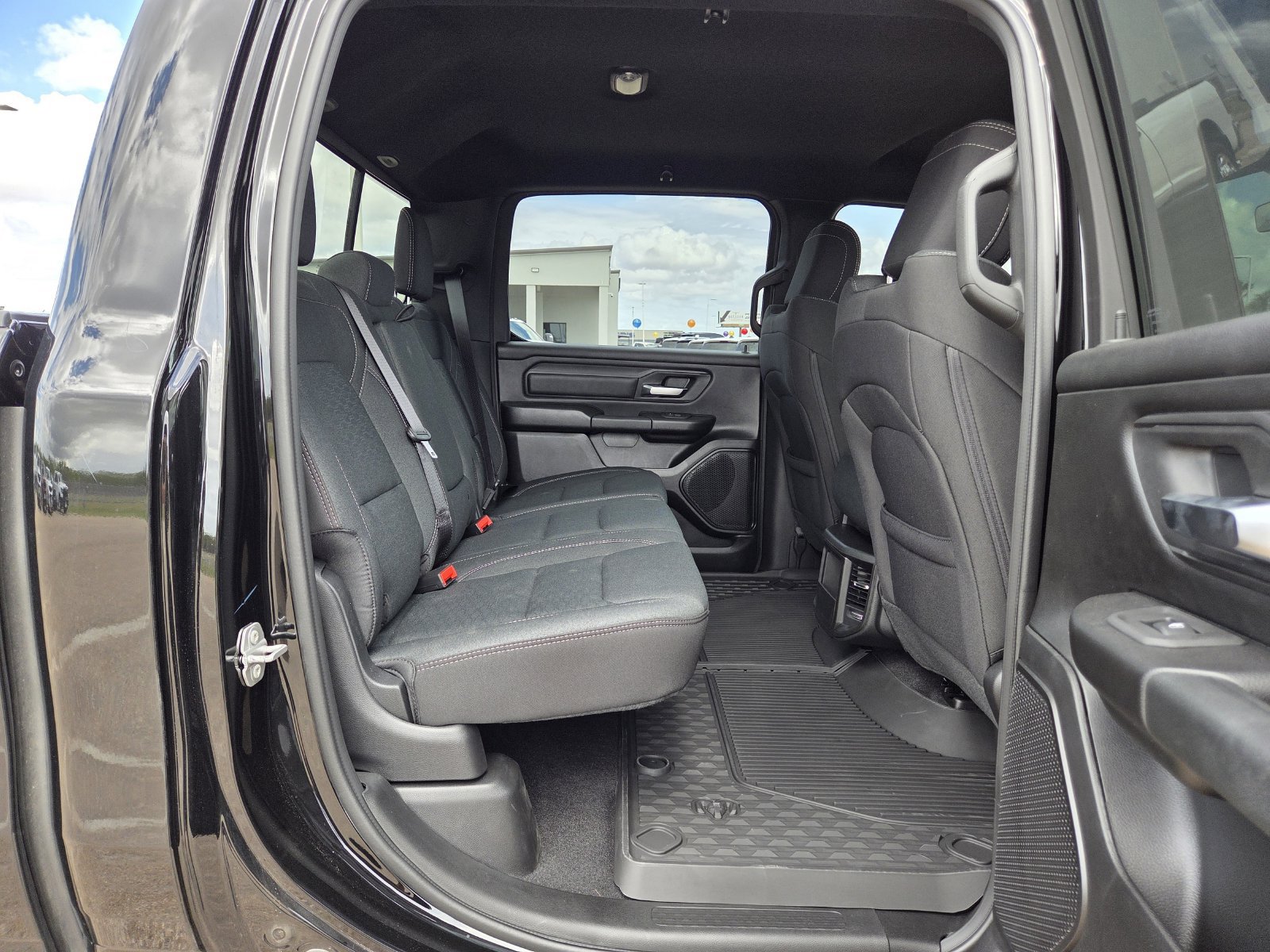 New 2026 RAM 1500 Warlock AWD/4WD image 18