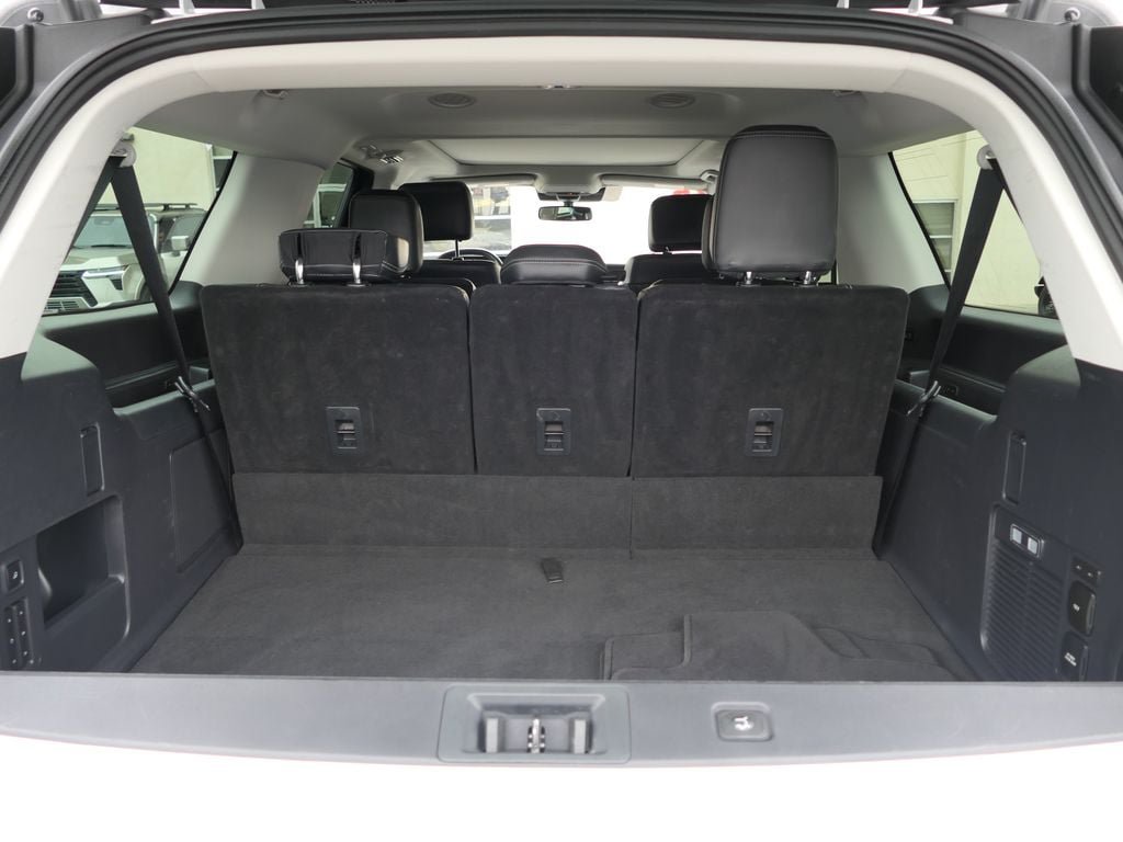Used 2025 Ford Expedition Max Platinum AWD/4WD image 24
