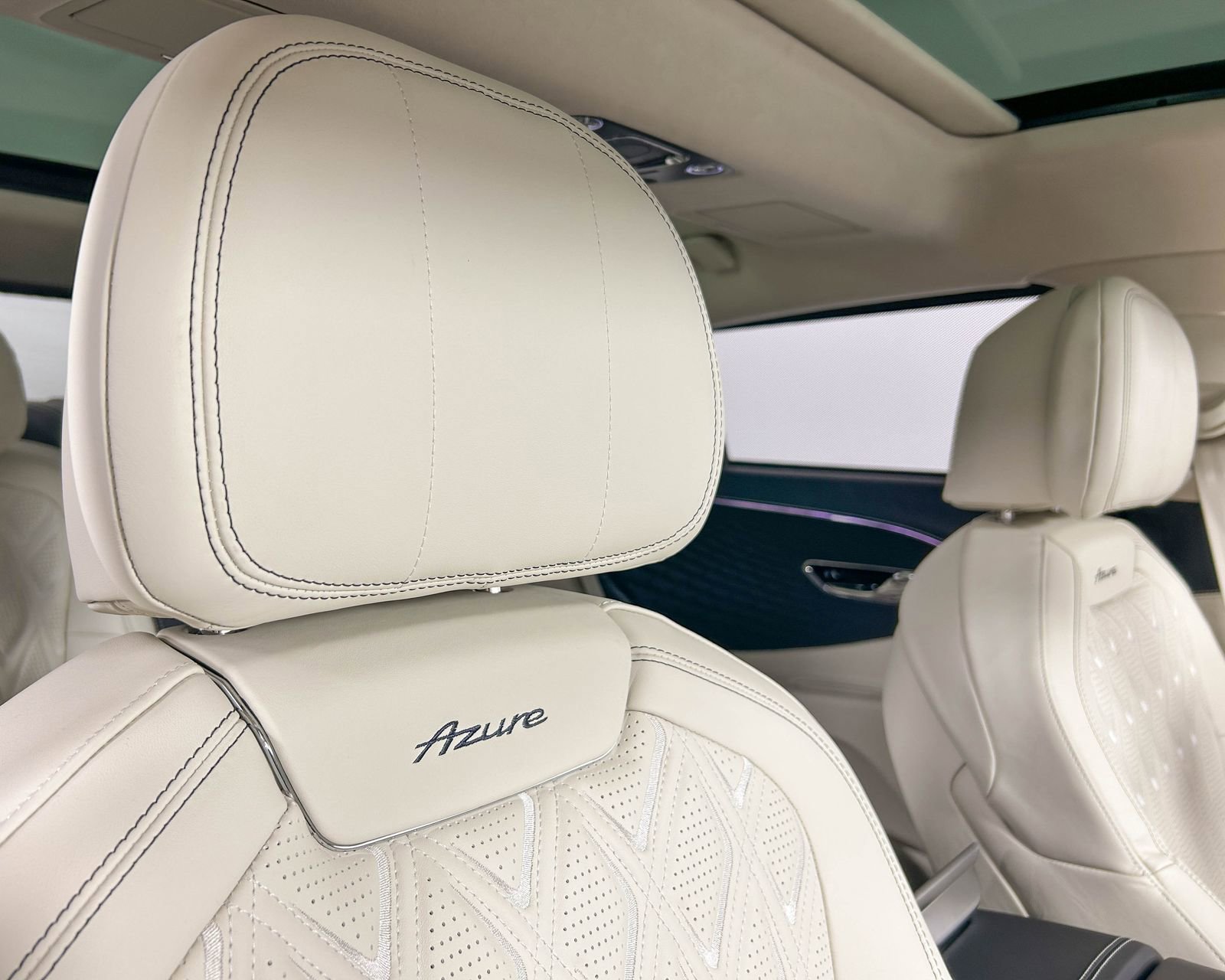 New 2026 Bentley Flying Spur Plug-In Hybrid image 29