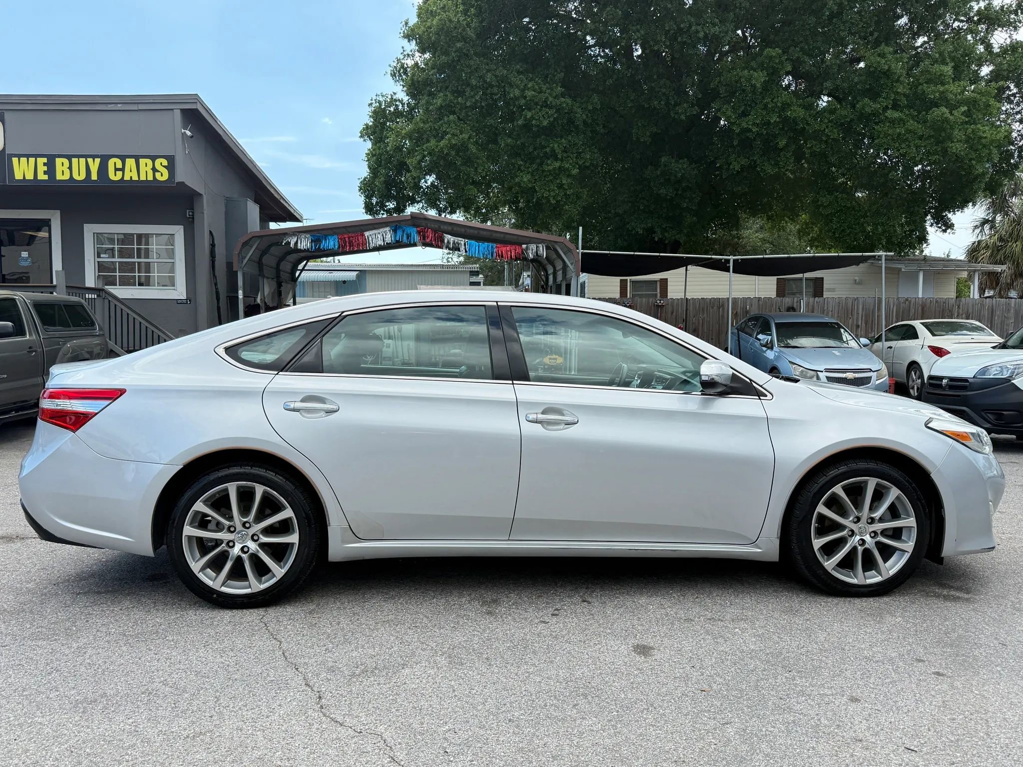 Used 2014 Toyota Avalon XLE Touring FWD image 8