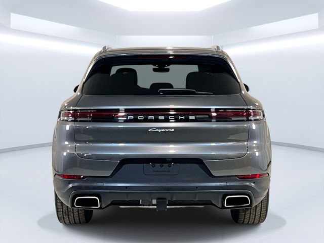 Certified 2025 Porsche Cayenne image 8
