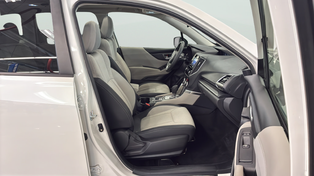 Certified 2024 Subaru Forester Premium AWD/4WD image 14