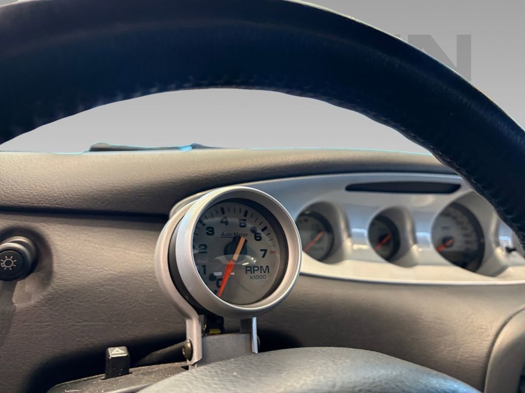 Used 2000 Plymouth Prowler image 2