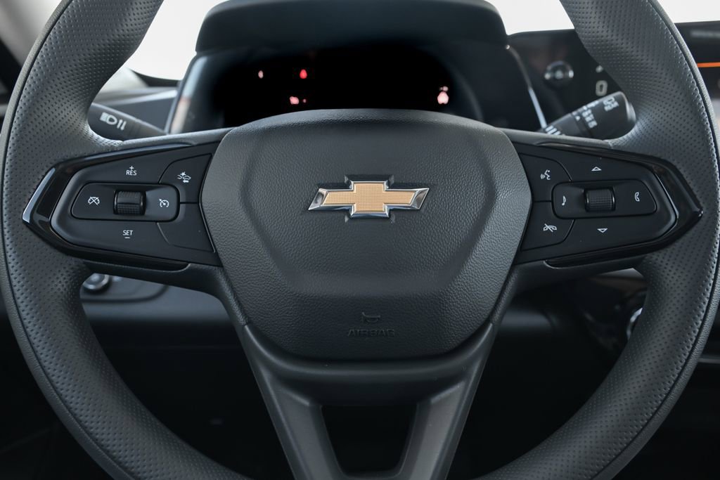 New 2026 Chevrolet Trax LT w/ Sunroof Package FWD image 19