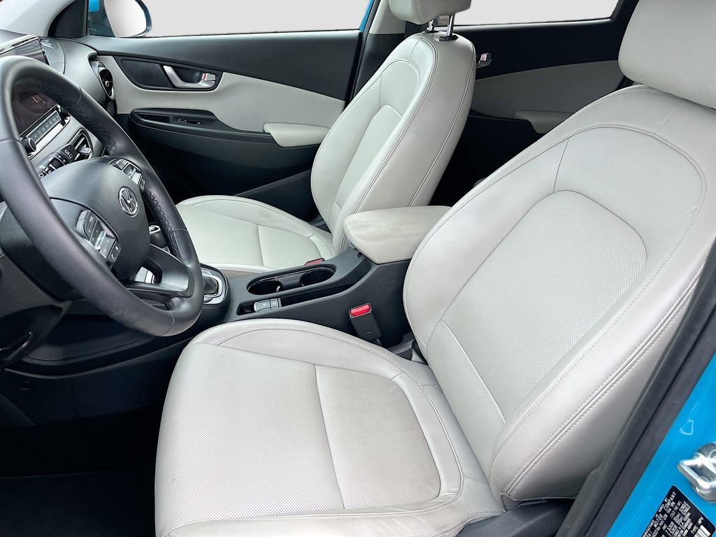 Used 2023 Hyundai Kona Limited AWD/4WD image 21