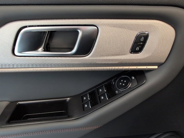 New 2026 Ford Explorer Active image 13