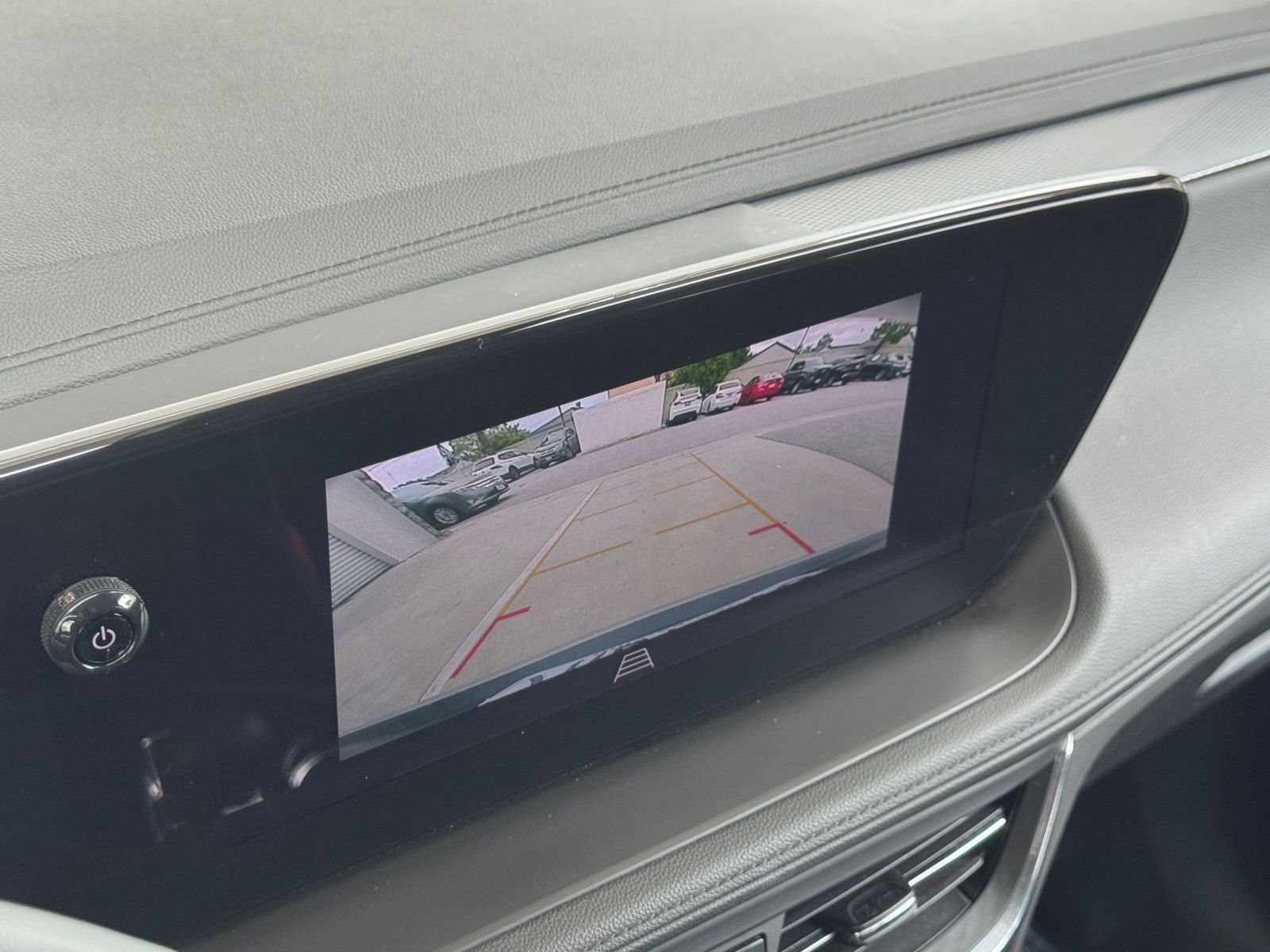 Used 2025 Buick Encore GX Preferred FWD image 23