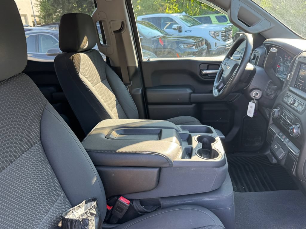 Used 2020 Chevrolet Silverado 1500 Custom w/ Custom Value Package AWD/4WD image 27