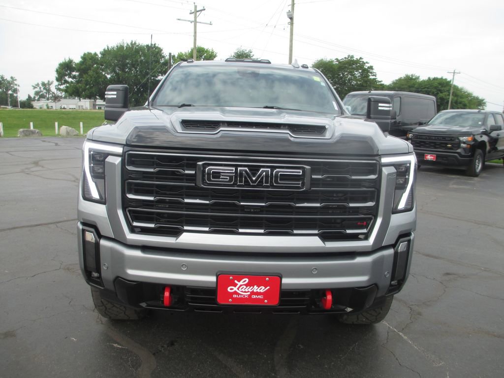 Used 2024 GMC Sierra 2500 AT4 w/ AT4 Premium Plus Package AWD/4WD image 15
