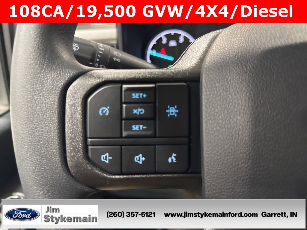 New 2025 Ford F550 4x4 Regular Cab Super Duty image 13