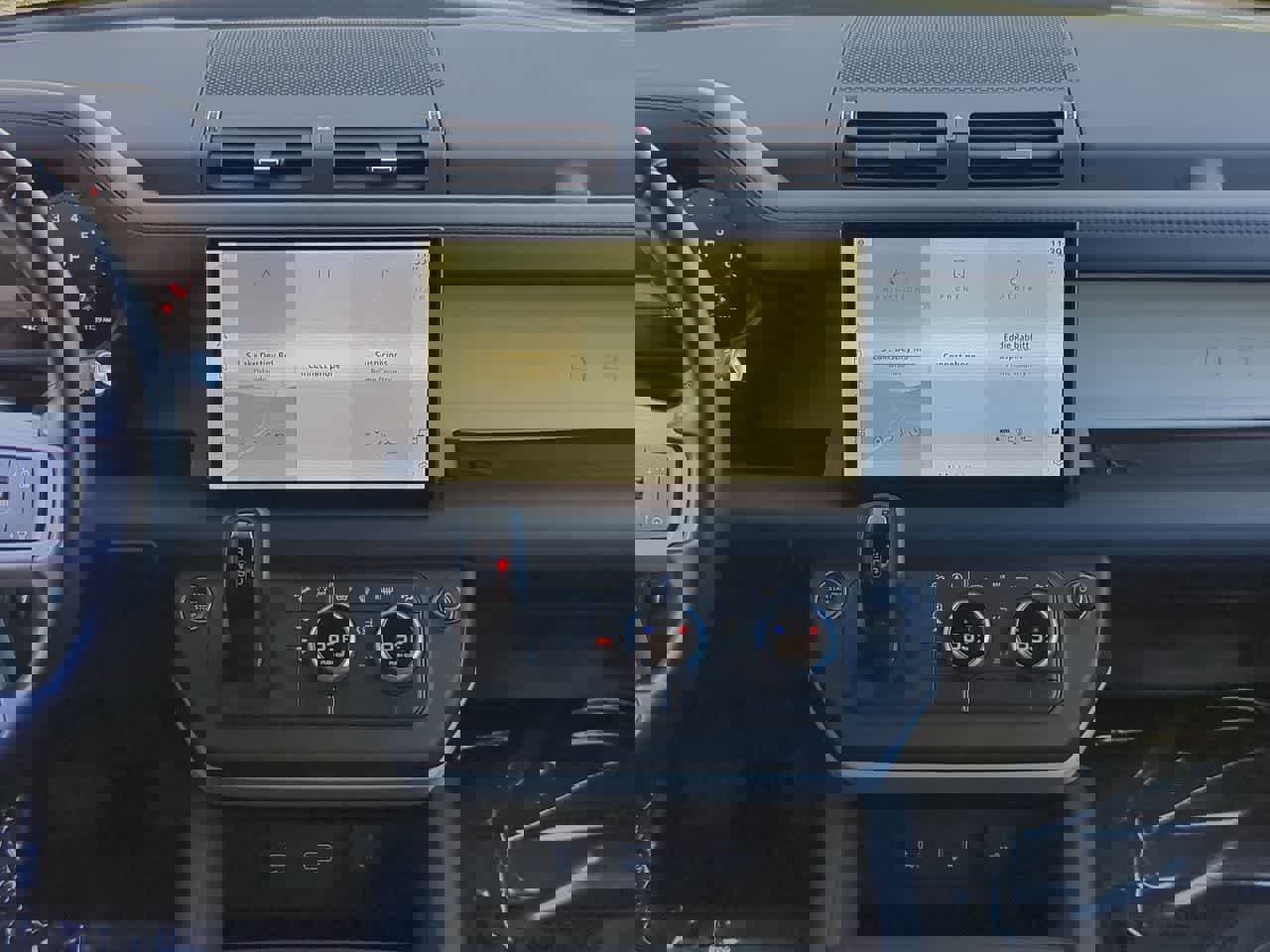 Used 2024 Land Rover Defender 130 X-Dynamic SE image 29