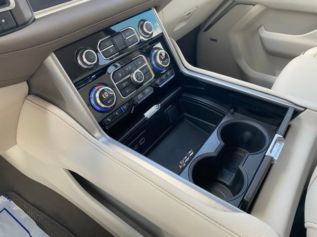 Used 2024 GMC Yukon Denali w/ Max Trailering Package AWD/4WD image 34