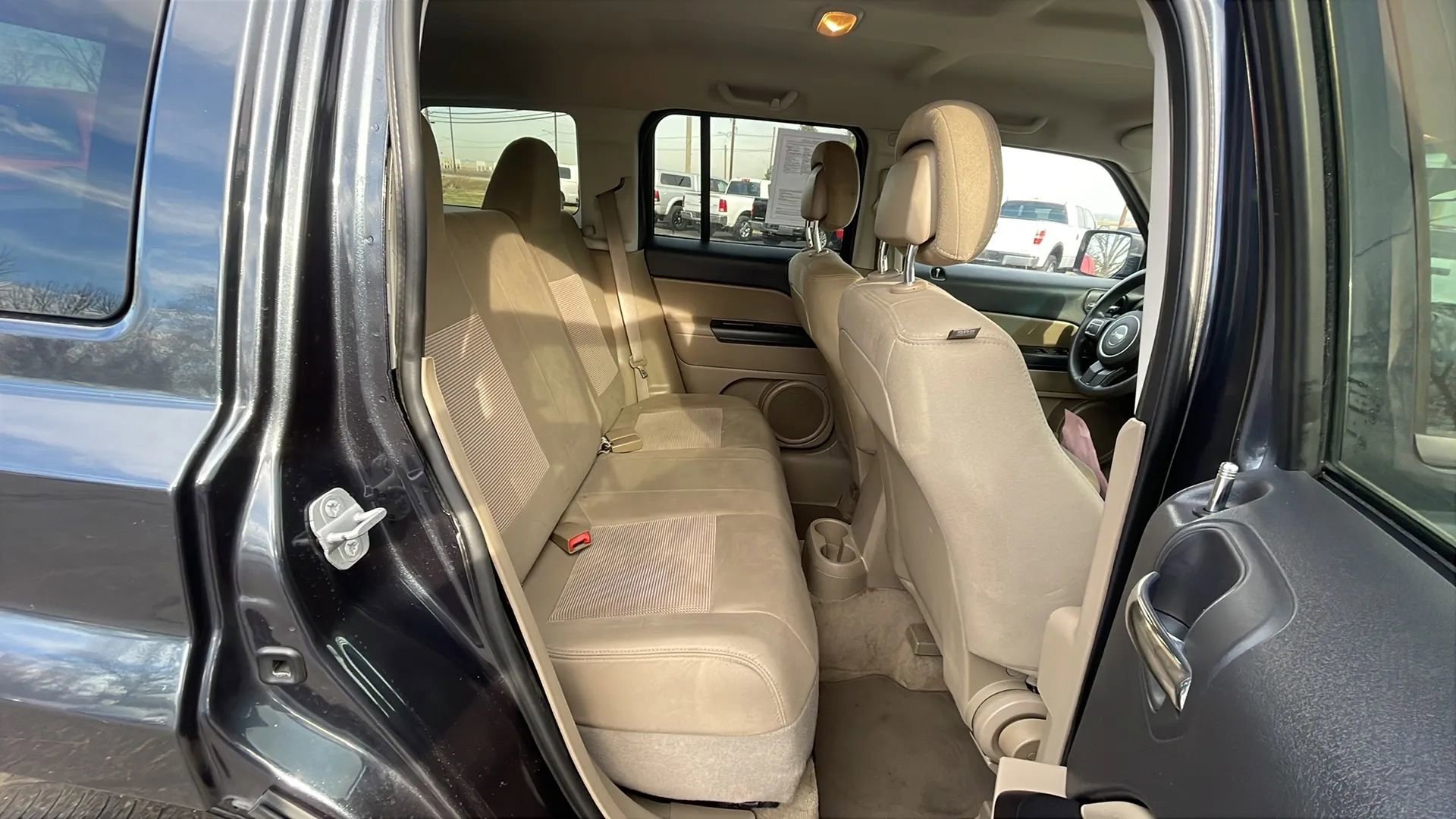 Used 2014 Jeep Patriot Sport w/ Power Value Group image 24