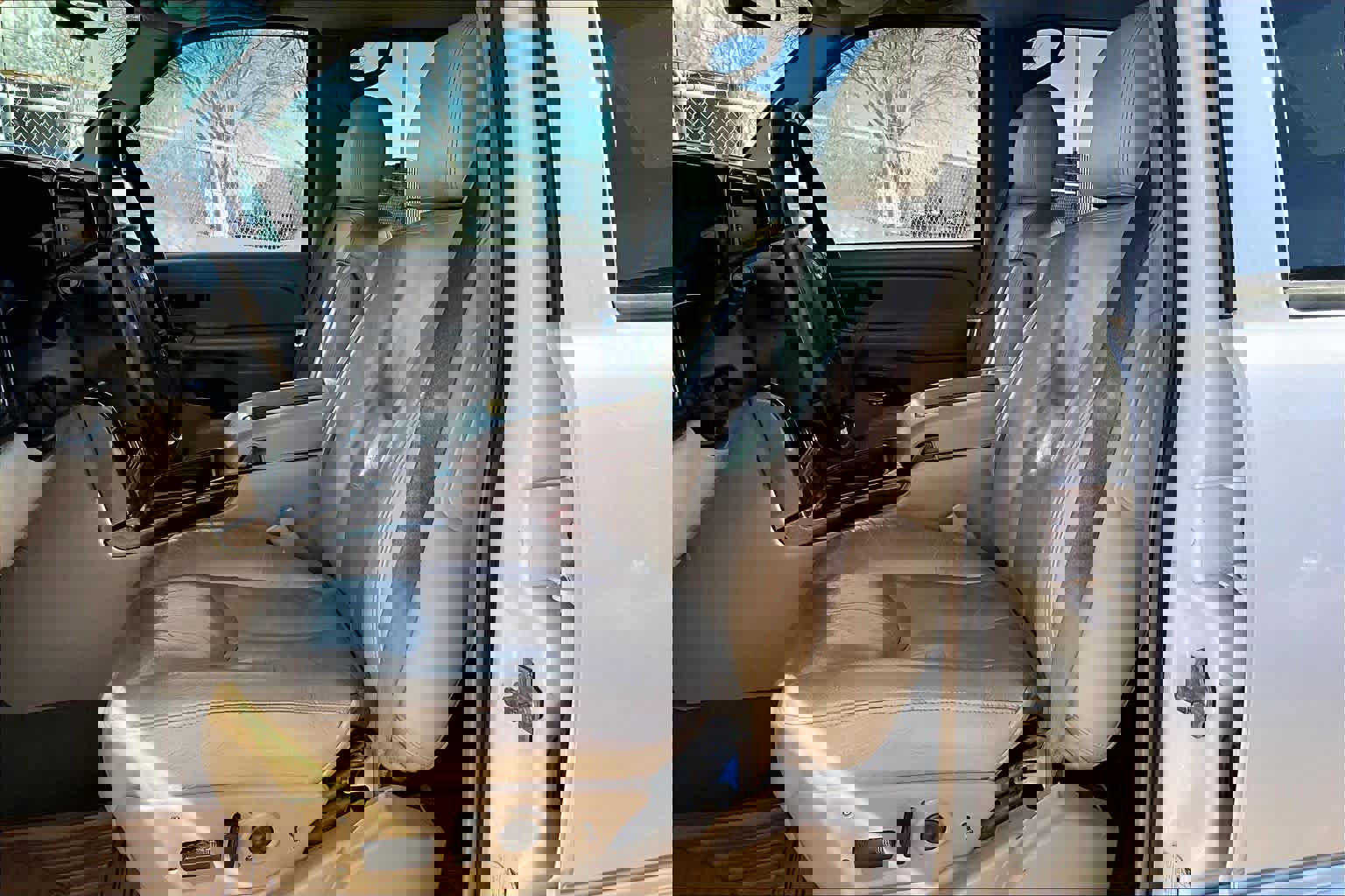 Used 2005 Chevrolet Avalanche Z66 w/ Sun And Sound Package image 7